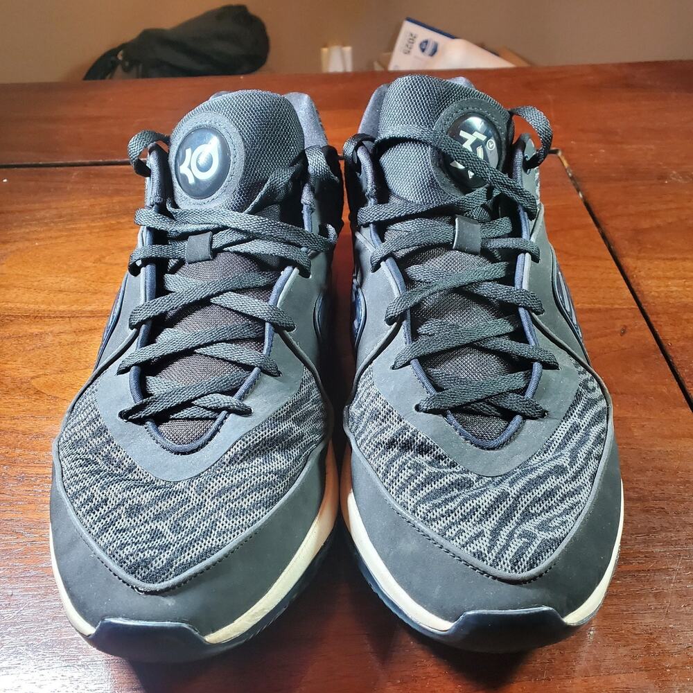 Nike KD 16 NRG Boardroom Size 14 Mens Basketball Shoes Black Grey DV2917-003